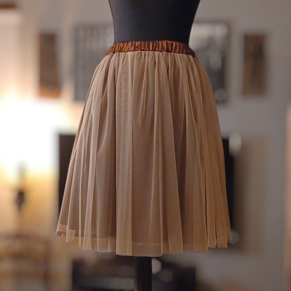 Elegant Tan Skirt